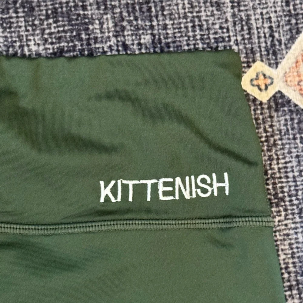 Kittenish Forest Green Leggings Women’s Size Medium - Picture 4 of 6